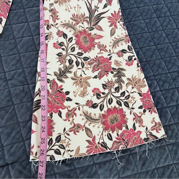 Free People Flare Jeans Women 28 Float On Flare Floral Boho Bell Bottom Raw Hem - Picture 8 of 8